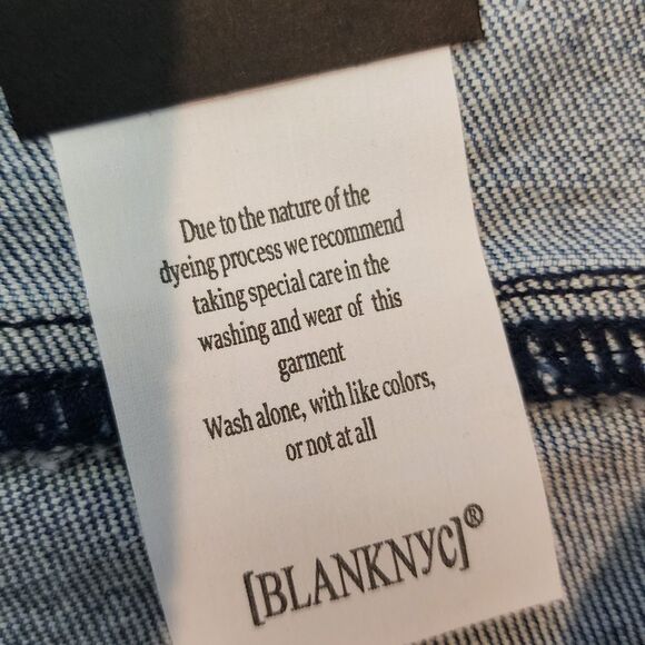 BLANKNYC 'Hoyt' Mini Boot Cut Jeans in Home Sweet 337/346 - Picture 15 of 16